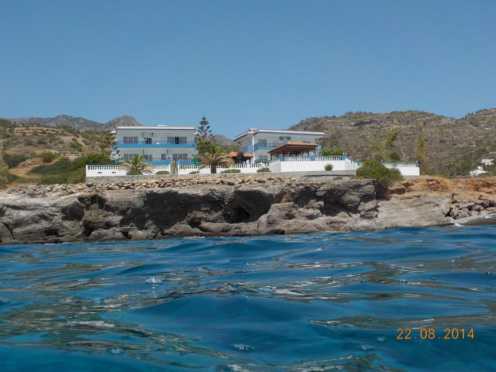 Cypriana Apartments Makrýgialos Esterno foto