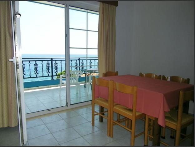 Cypriana Apartments Makrýgialos Esterno foto