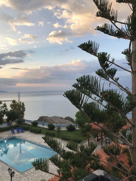 Cypriana Apartments Makrýgialos Esterno foto